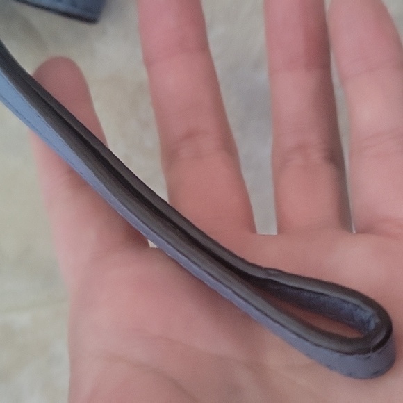 MICHAEL KORS LEATHER CELLPHONE HOLDER WALLET CLUTCH - Picture 16 of 17